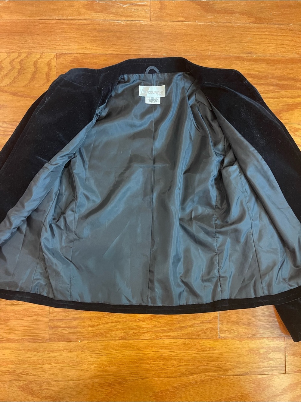 Vintage Black Velvet Evening Jacket Open Front Blazer Quiet Luxury Formal 10 P - Picture 12 of 16